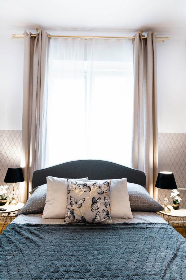 Clicktheflat Royal Route Warecka Apart Rooms Warsaw Exterior photo