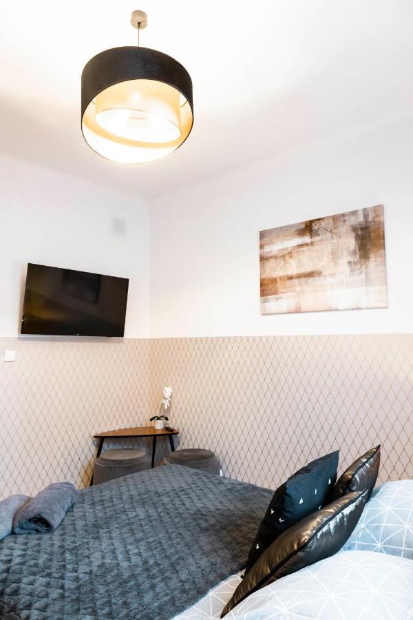 Clicktheflat Royal Route Warecka Apart Rooms Warsaw Exterior photo